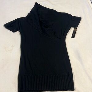NWT BCBG Maxazaria blk sweater top